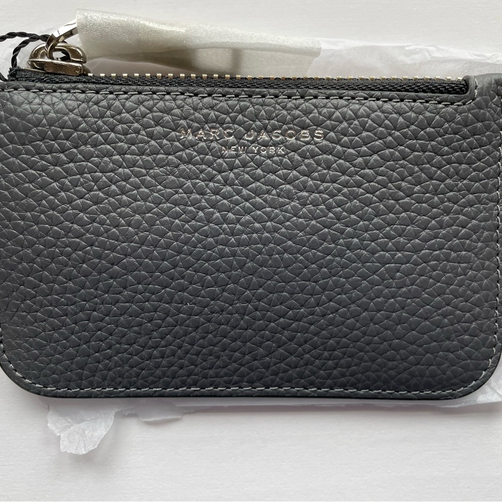 Marc Jacobs- Shadow Gray Leather Key Pouch Brand New with Tags